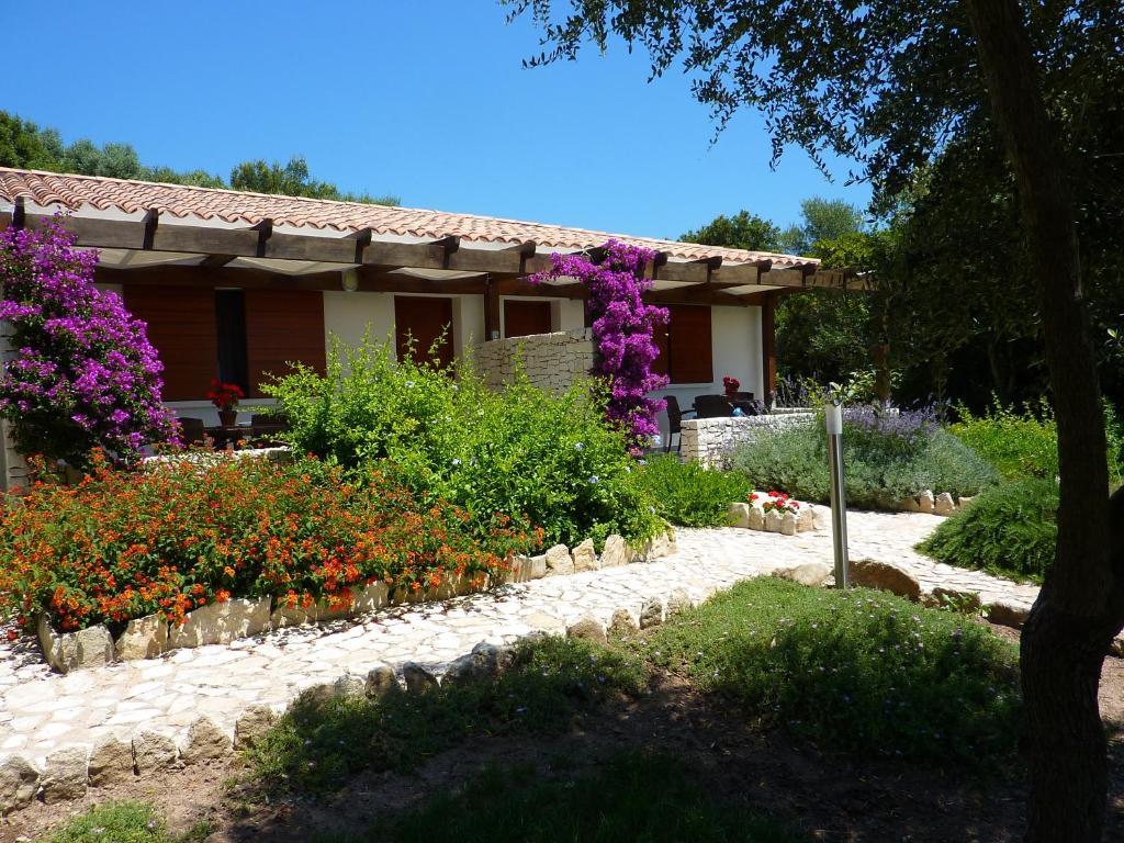 Poisson Rouge Hotell Bonifacio  Rum bild
